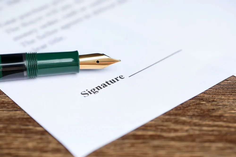 Sfeerbeeld bij beëdigde vertaling van echtscheidingsconvenant